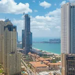Lux - The Dubai Marina Beach View Suite