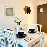 Marco Polo - Lofty Apt With Balcony Near Dubai Hills Mall