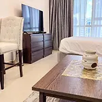 Cosmos Living Modern Studio Near Dubai Marina