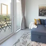Luxury Staycation - Park Gate Residences - Lush Green Garden Of Zabeel Park