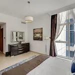 Vayk - Modern Four Bedroom With Sea View In Dubai Marina