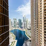 Full Lake View - 2Br Beautiful Apt - Jlt