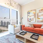 Elite Lux Holiday Homes - Serene Golf View Living 1 Bhk In Damac Hills Dubai