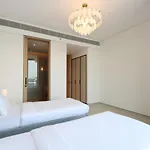 Livbnb - Plush 3Br In Address Jbr W/ Sea View & Beach Access