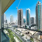 Luxury Burj Royale Modern Apt With Balcony