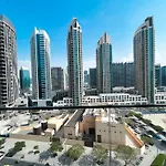 Luxury Burj Royale Modern Apt With Balcony
