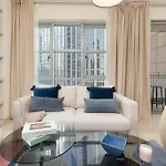 Burj Khalifa Views / 5 Min Walk From Dubai Mall / Dubai Opera / Upgraded / Designer Choice / 8 People / The Best Location