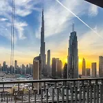 Spectacular Burj Khalifa View 2 Min To Dubai Mall