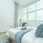 New Luxury 1 Bed Apartment