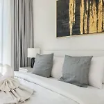 Luxury And Elegant 2Br With Burj Khalifa View