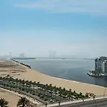 Luxury Getaway Apartment At Dubai Creek Harbour - By Dustay