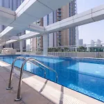 Prestigious 3-Bedroom Apartment With Easy Access In Downtown Dubai