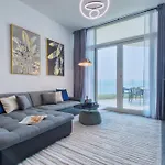 Luxury Royal Bay Beachfront Apartments By Globalstay