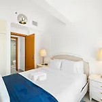 Lovely 1Br In Manchester Tower With Pool And Gym