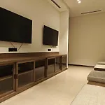 Luxury 2Br Apartment Burj Khalifa & Fountain Views