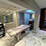 Pulse Al Jaddaf Hotel