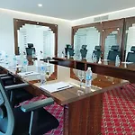 Emirates Grand Aparthotel