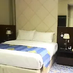 Raviz Center Point Hotel