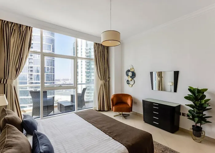 Vayk - Modern Four Bedroom With Sea View In Dubai Marina