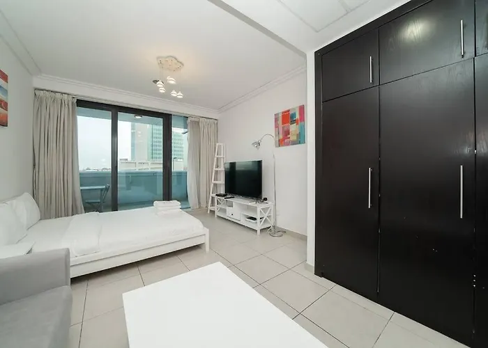 Stonetree - Fully Furnished Studio With Spacious Balcony