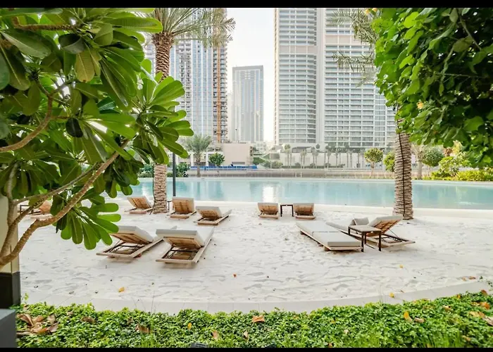 Exquisite 1-Bedroom With Pool Scenery In Dubai Creek Harbour