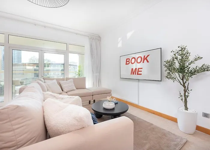 3-Bed Apartment Sleeps 7 In Palm Jumeirah
