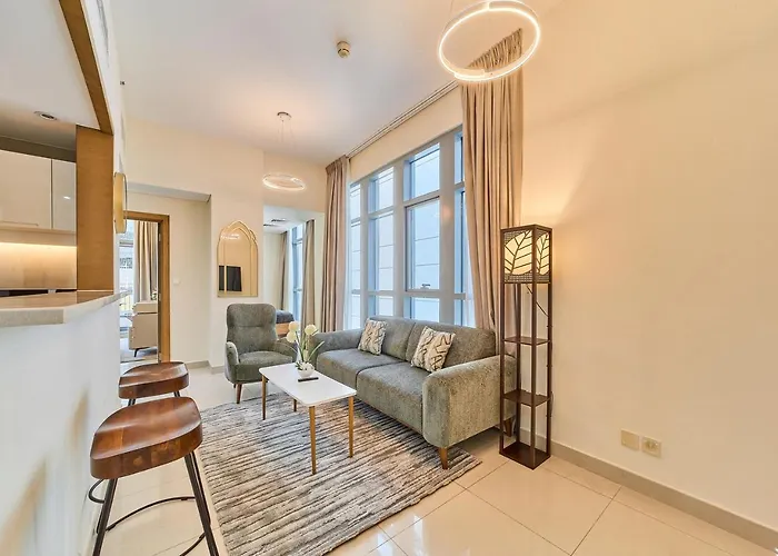 Golden Homes Luxe Living Claren Tower 1Br Plus Study Room Near Dubai Mall Downtown Dubai