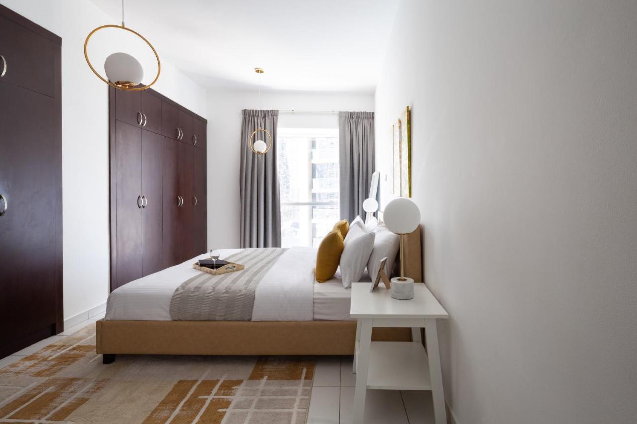 Frank Porter - Marina Tower Appartement