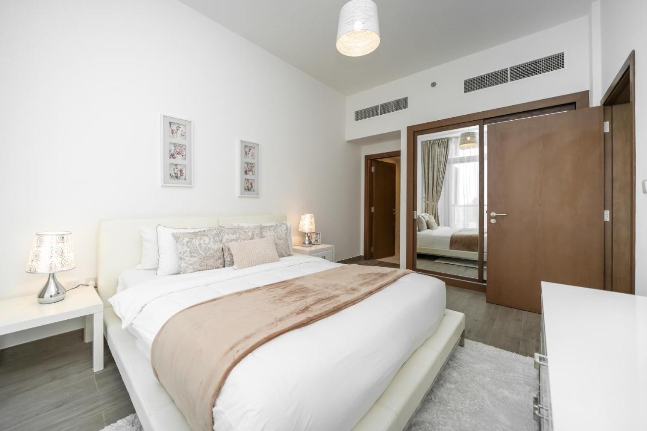 Higuests - Chic In Jvc With Panoramic City Views *