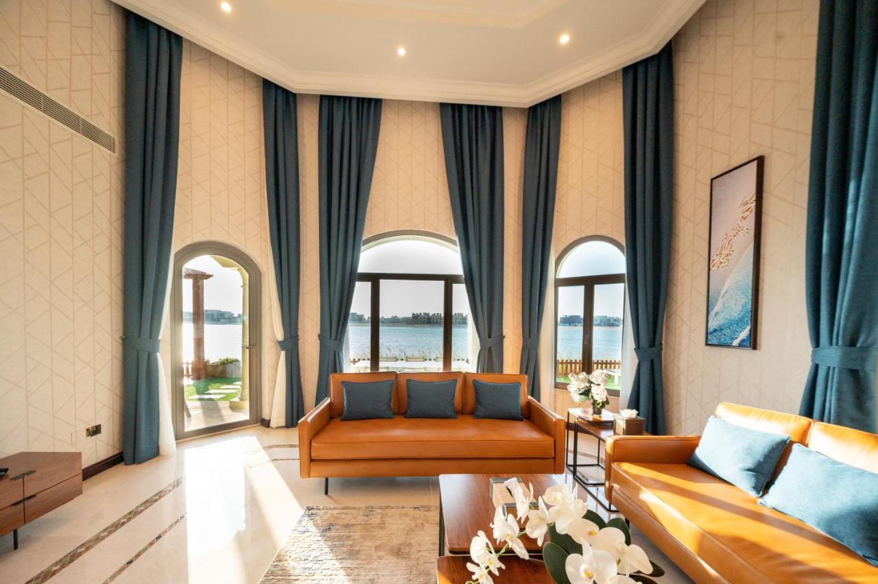 The S Holiday Homes - Luxurious 5 Bedrooms At Palm Jumeirah With Private Swimming Pool And Private Beach Access * Dubái