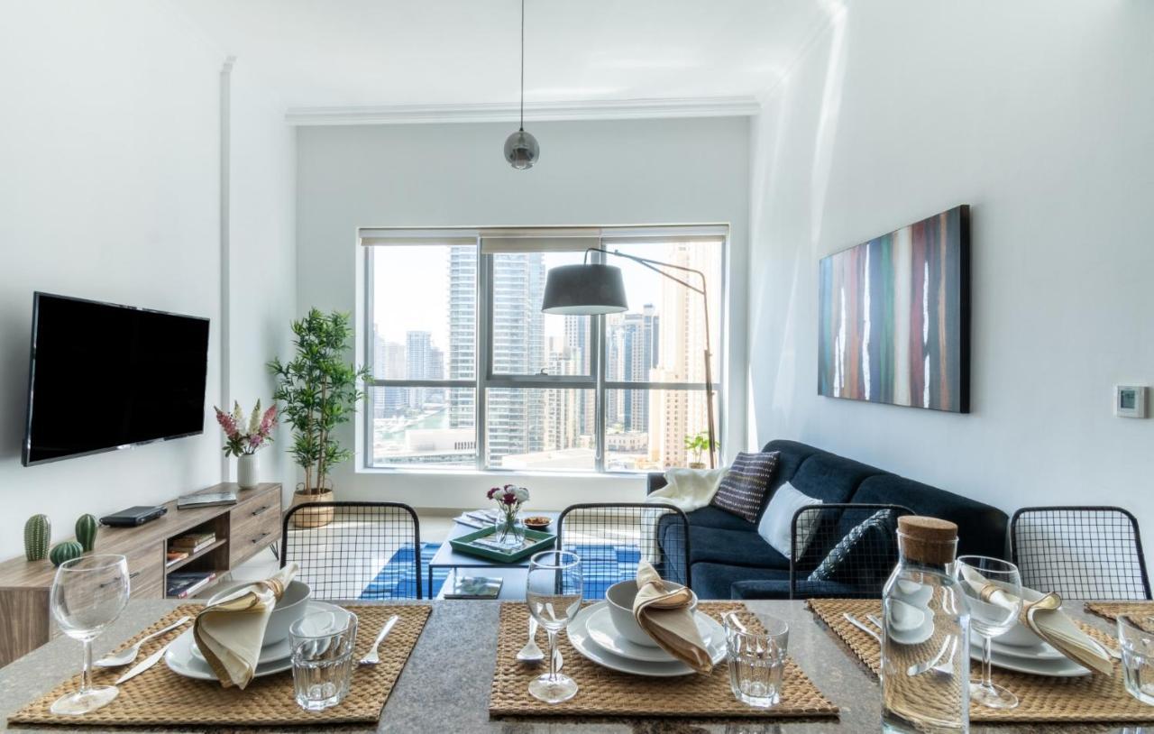 The Smart Concierge - Bay Apartamento Dubái