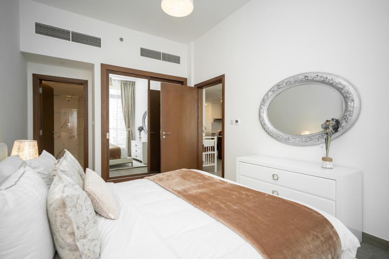 Higuests - Chic In Jvc With Panoramic City Views Dubái