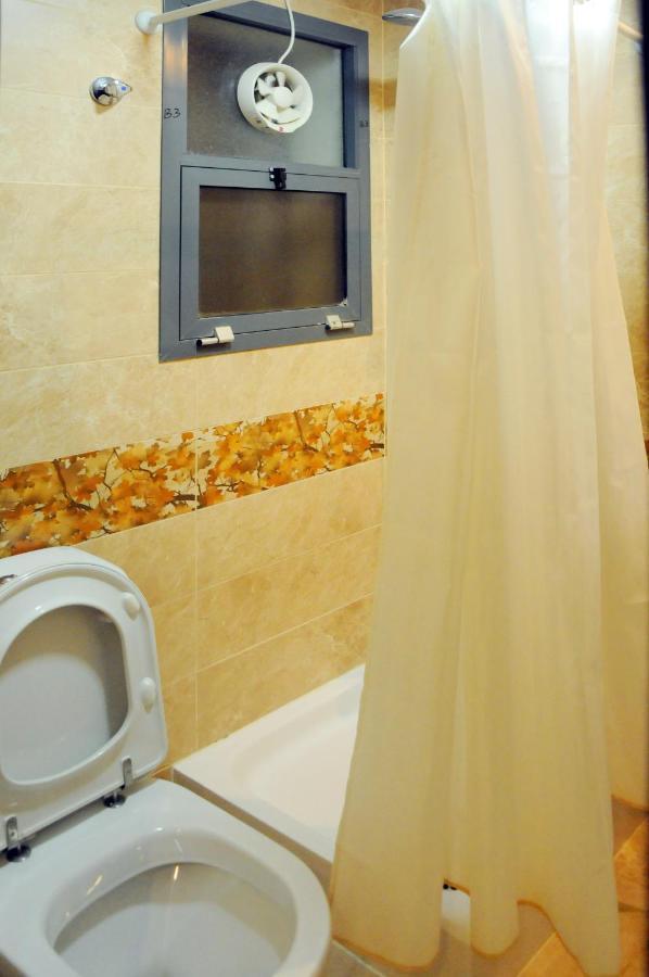Tvs * Dubái