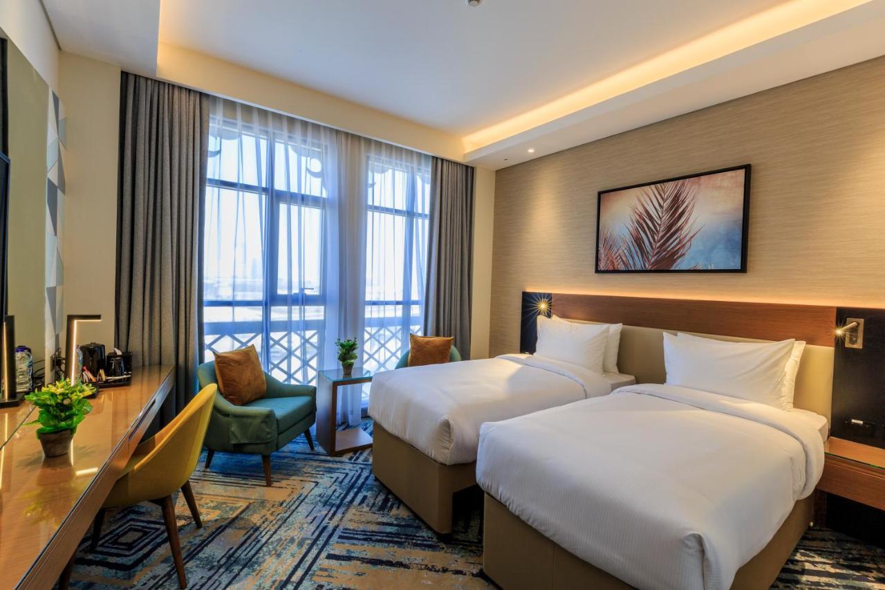 S19 Hotel-al Jaddaf Metro Station Hotell