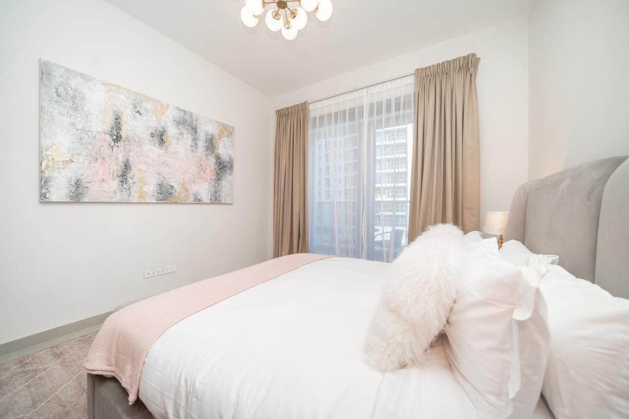 Luton - Sparkle Towers, Marina 20ab 7 Apartamento