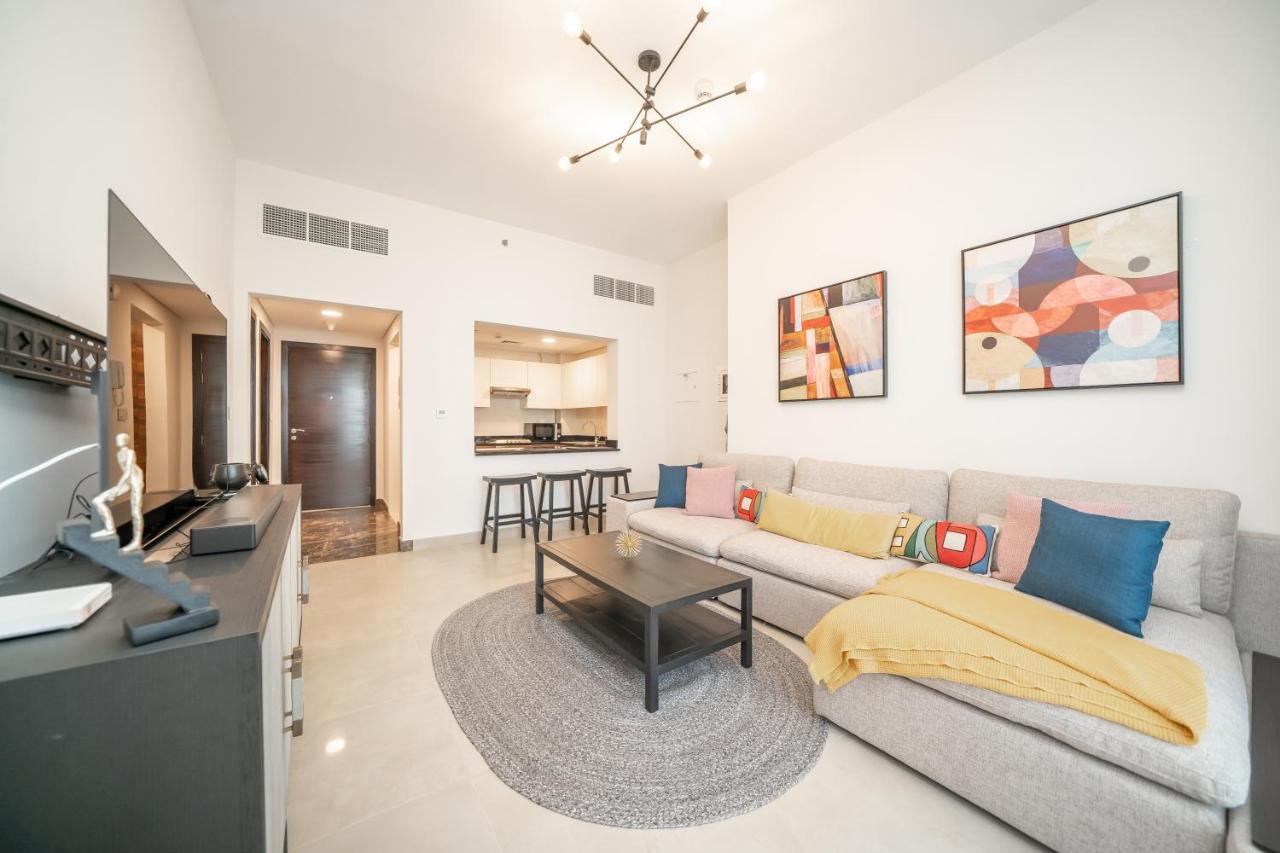 Luton - Sparkle Towers, Marina 20ab 7 Apartamento