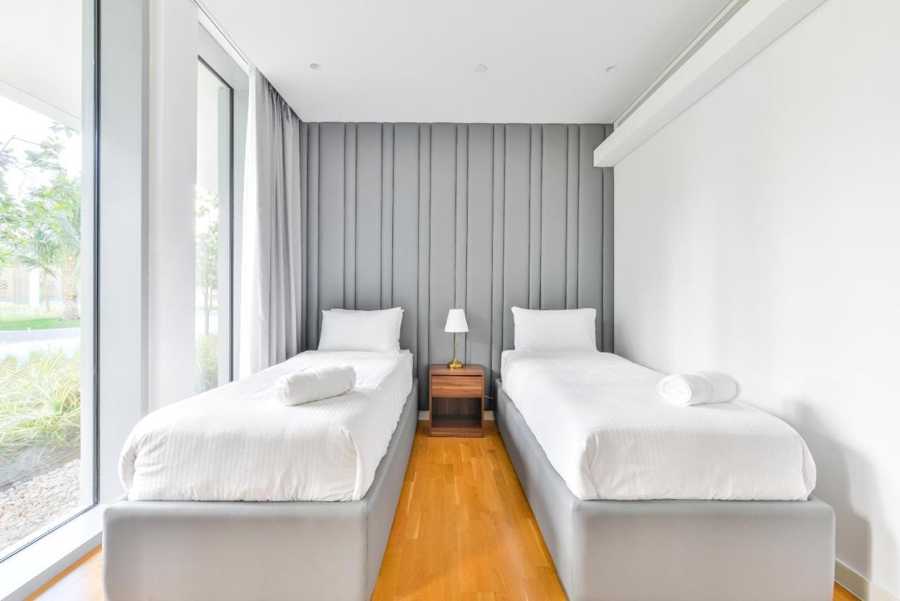 Lejlighed Elegant 2+ 1 Bedroom With Fantastic Views Of Ain *