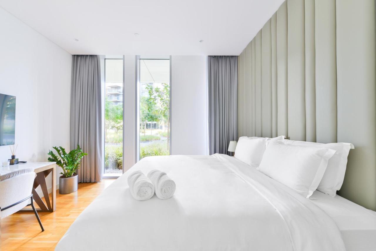 Lejlighed Elegant 2+ 1 Bedroom With Fantastic Views Of Ain