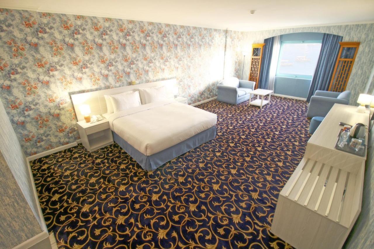 The George By Saffron, Creek 3* Dubái