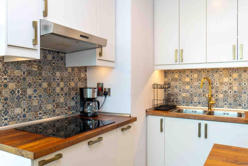 Unique 3br Duplex With Marina Views Apartment Dubai