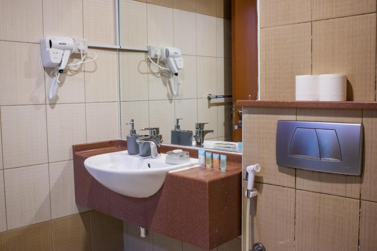 Appartement 1 Bedroom Facing Pool, Close To Metro Station *