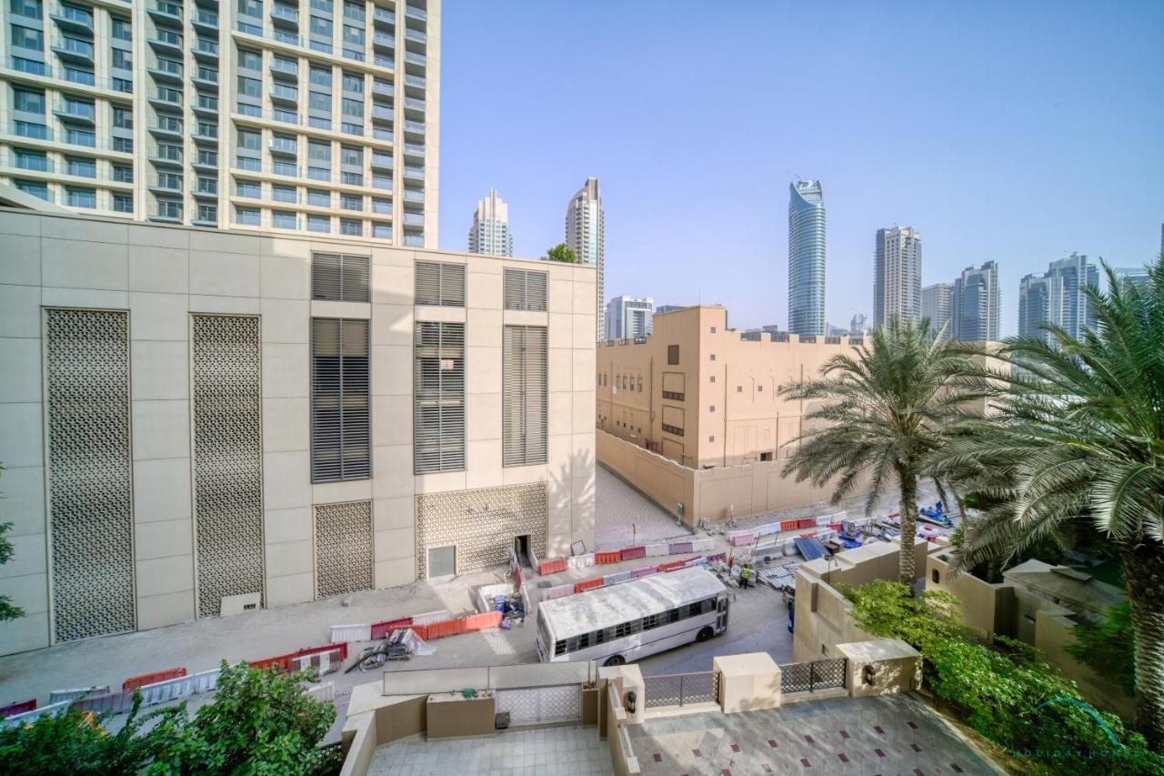 Short Distance From Burj Khalifa & Mall 1br Unit, Yansoon 5, Downtown By Deluxe Homes Appartement Dubai