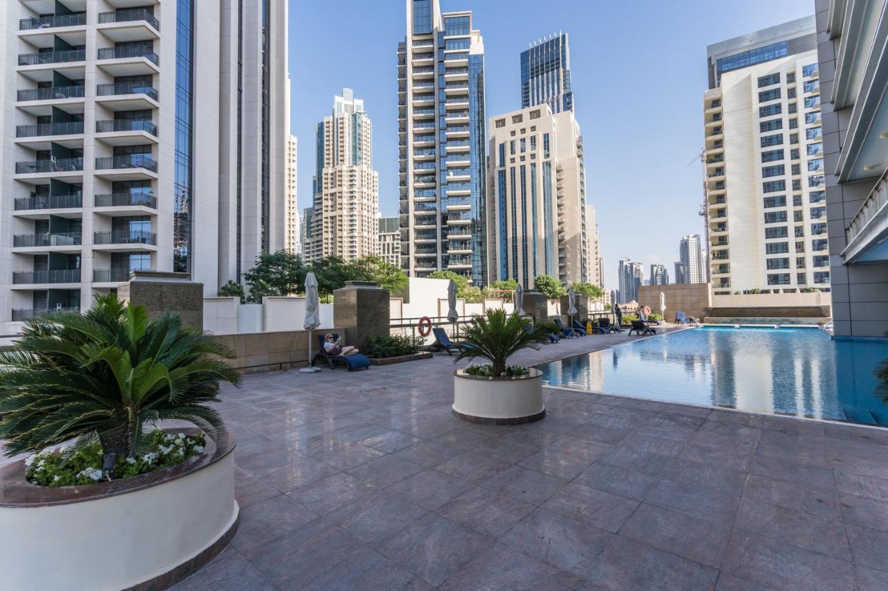 Higuests - Royal 2br With Balcony Near Burj Khalifa Dubái