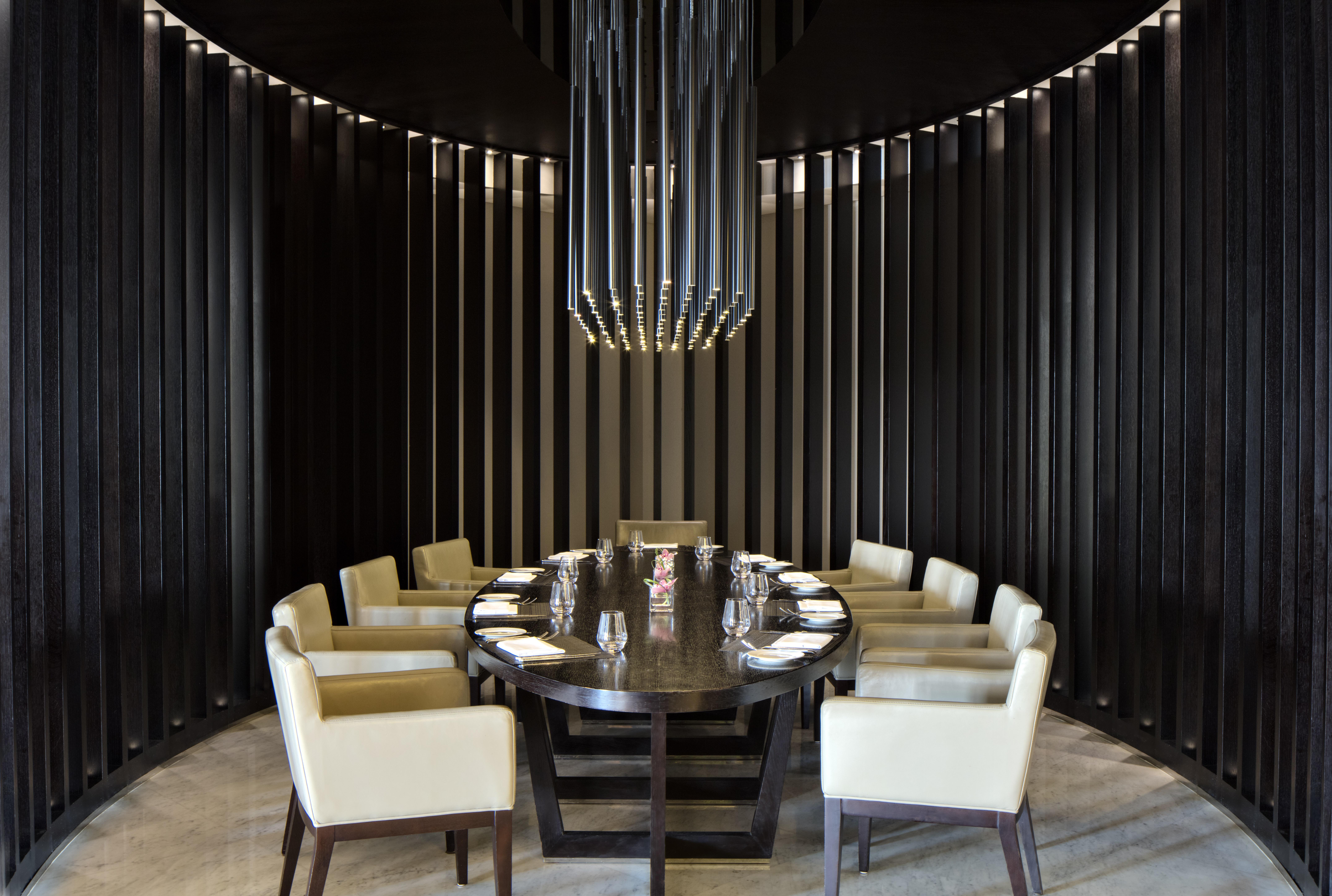 Pullman Creek Centre Residences Apartahotel
