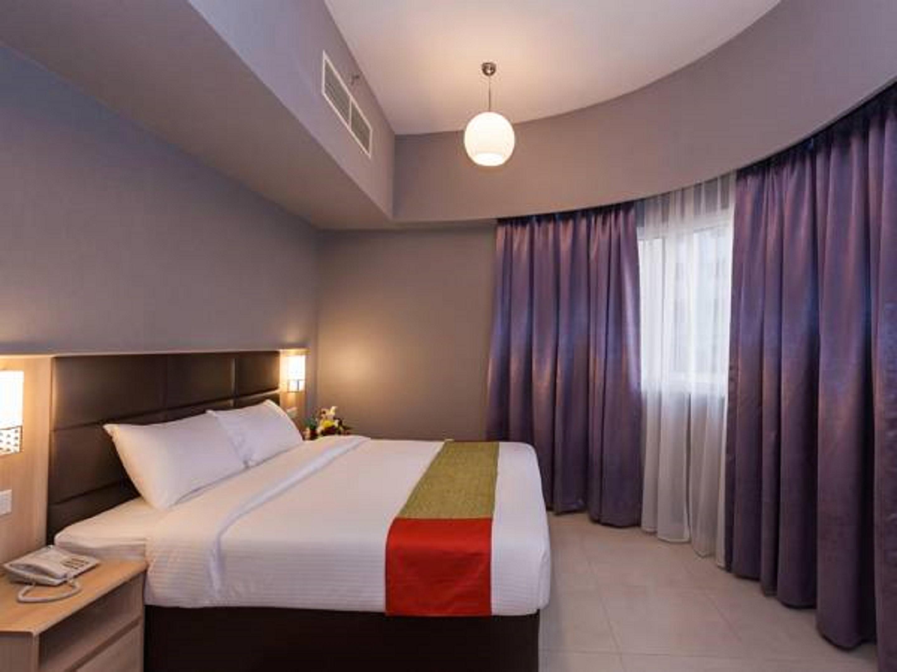 Hotel Florida Square 2*
