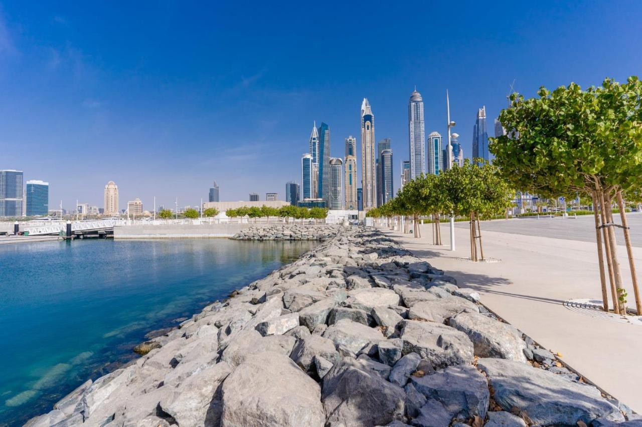 Apartment Luxfolio Retreats - Beautiful Full Sea & Palm View *