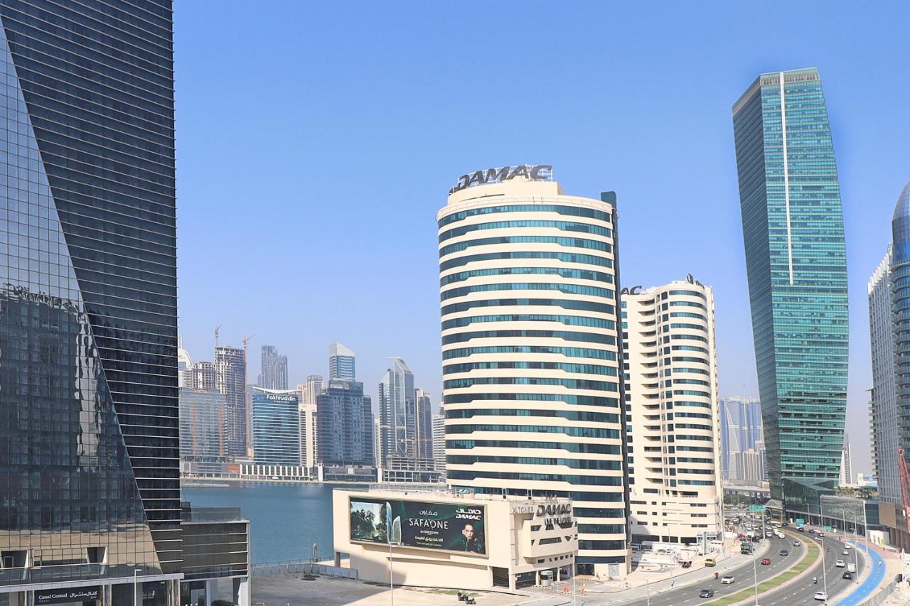 Large And Complete I Near Mall Lejlighed *
