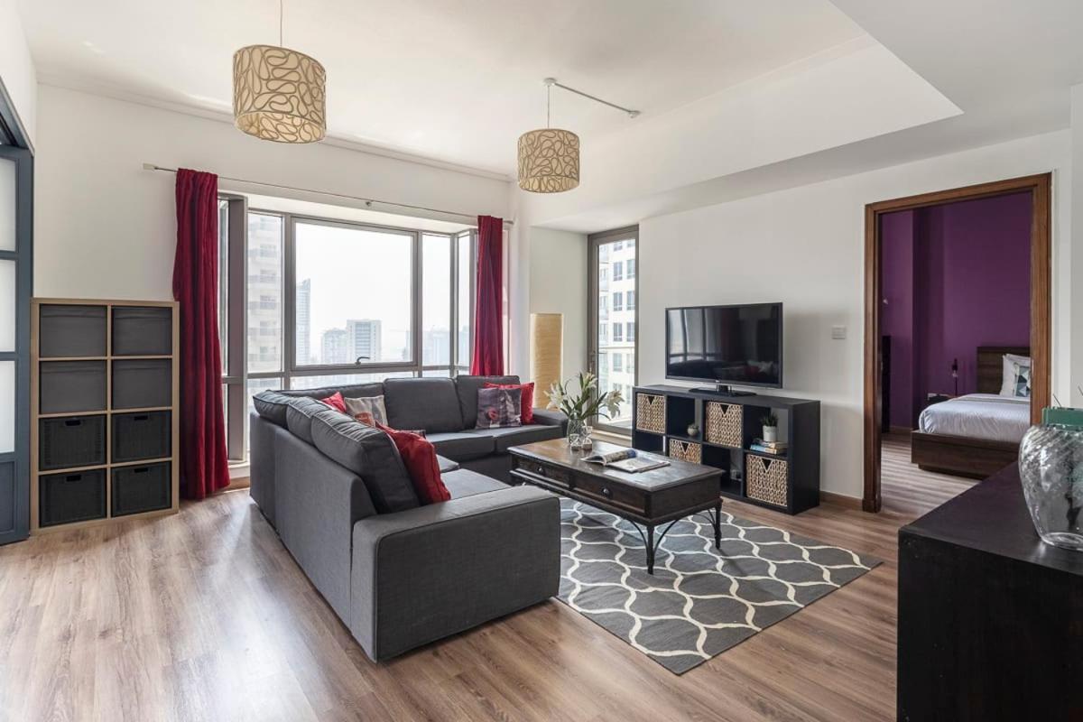 Frank Porter - South Ridge 3 * Dubai