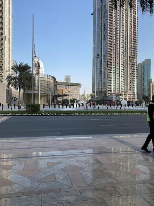 Beautiful And Cozy 2 Bedroom In The Heart Of Downtown * Dubai
