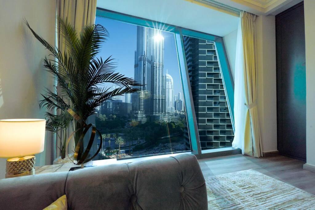 Magnificent Stunning 2 Bedroom With Burj Khalifa View * Dubaï